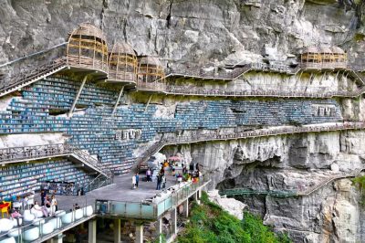 Bookstore inside 326-meter sinkhole becomes viral landmark